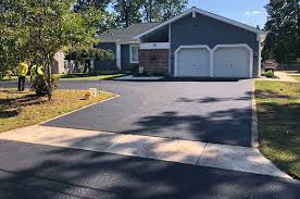 Lauderdale Lakes, WI Driveway Paving Services Company